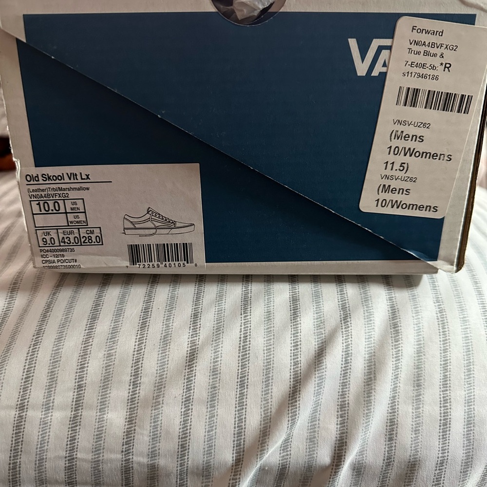 Vans OG Old Skool LX in Black and White